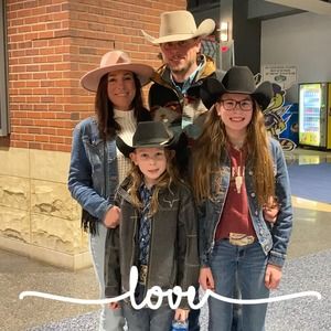 Meet your Posher, Brittanie